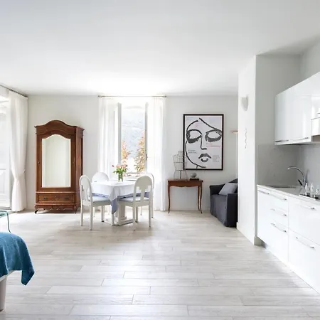 Maria Boutique 4*